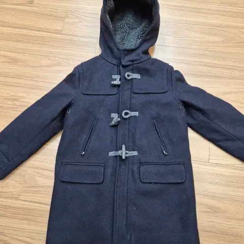봉쁘앙Bonpoint 네이비 더플 코트 6사이즈입니다- 겉감은 모 8
