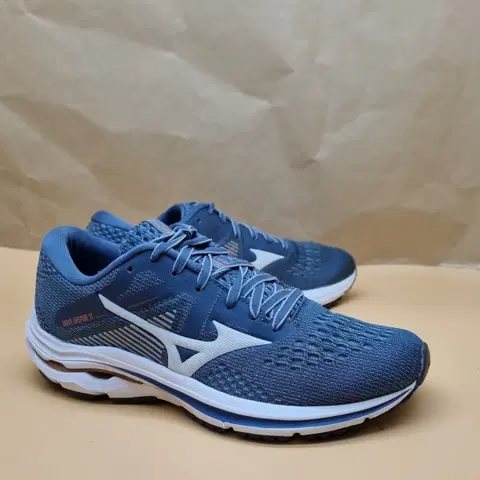 미즈노 인스파이어 웨이브17 런닝화250_