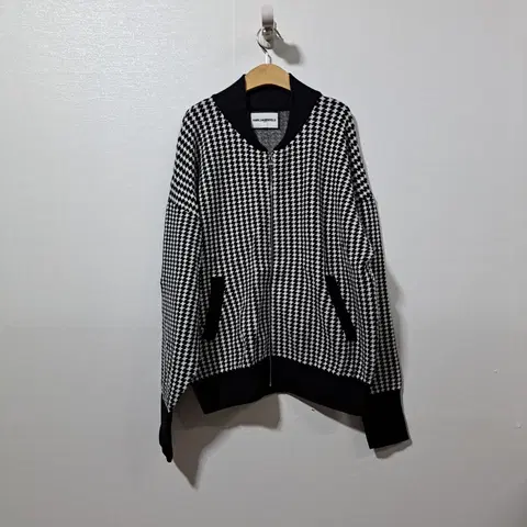 칼라거펠트 여성 니트 집업 자켓 77