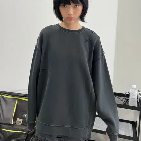 Perverze distress step layered sweatshir