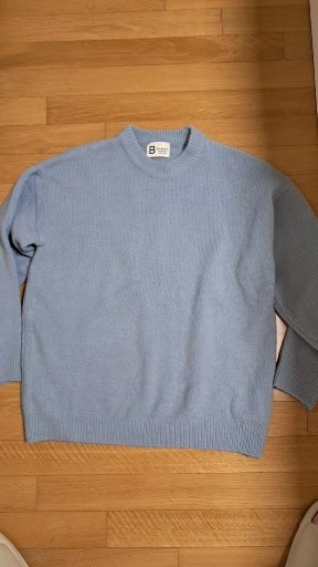 국산 블루버켓 라운드넥 니트 하늘색 120