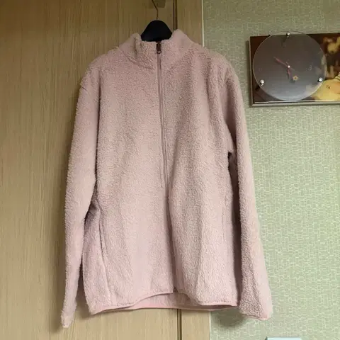 새상품 핑크색 뽀글이 후리스 집업