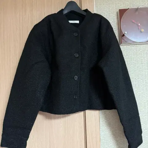 새상품 블랙 누빔 크롭자켓 77까지 추천