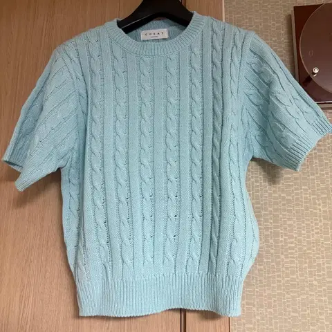 새상품 소라컬러 55-66추천 반팔꽈배기 니트