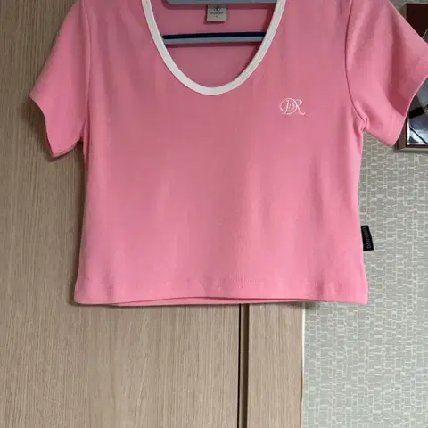 새상품 데이데리오 크롭티