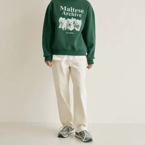 새상품 wai kei Studios 말티즈 맨투맨 그린 2사이즈