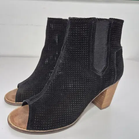 [230]TOMS 마요르카 핍토 부티 스웨이드 앵클부츠