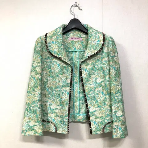 손정완 여성 신축성 플라워 주름 9부 소매 오픈 자켓 _ 민트 55