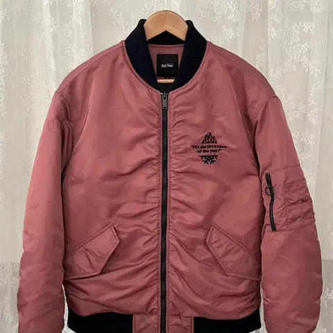 66) 한섬 세컨플로어 항공 점퍼 패딩