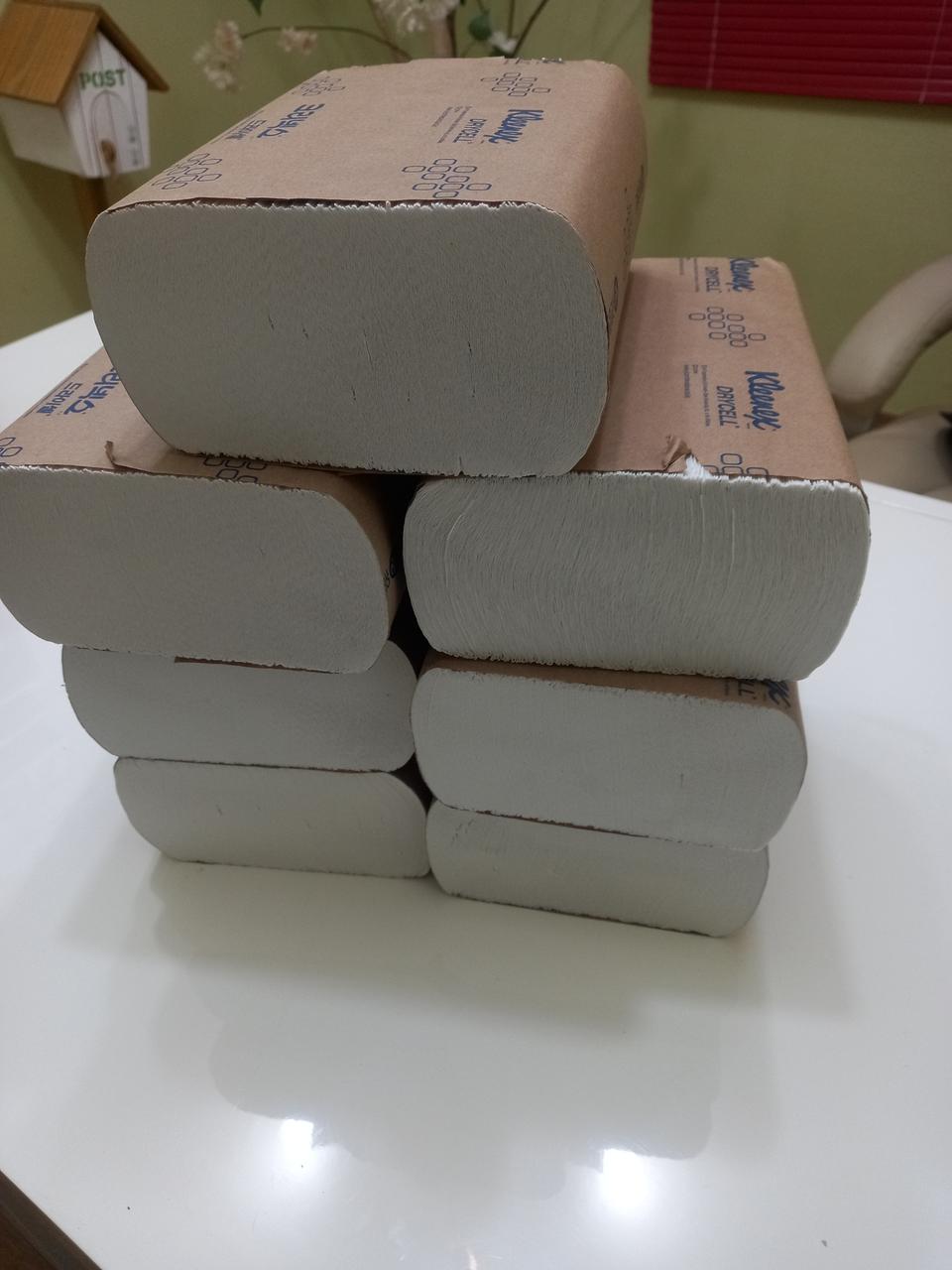 크리넥스 드라이셀 핸드타월 10개&물티슈 25개. 일괄 택포2만원