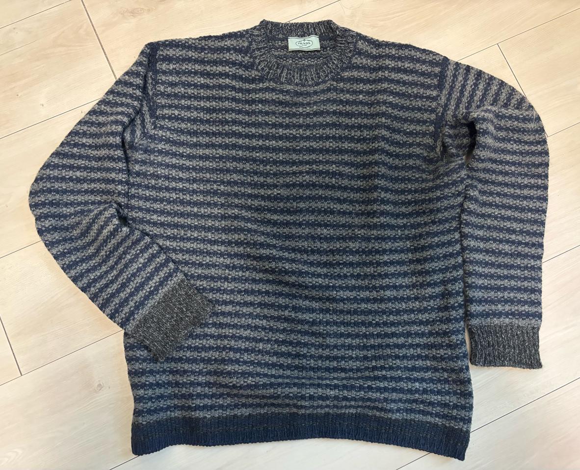 정품 프라다 알파카 니트 105