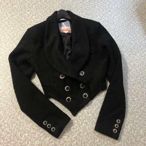 서쿠키 엔틱 단추 트위드 부클 크롭 블랙 자켓