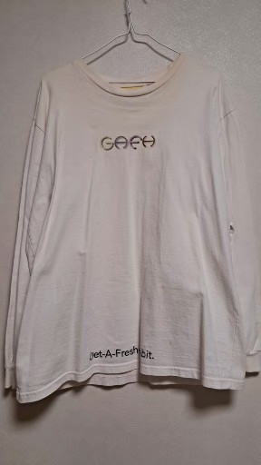 Get-A-Fresh habit 흰색 긴팔 티셔츠