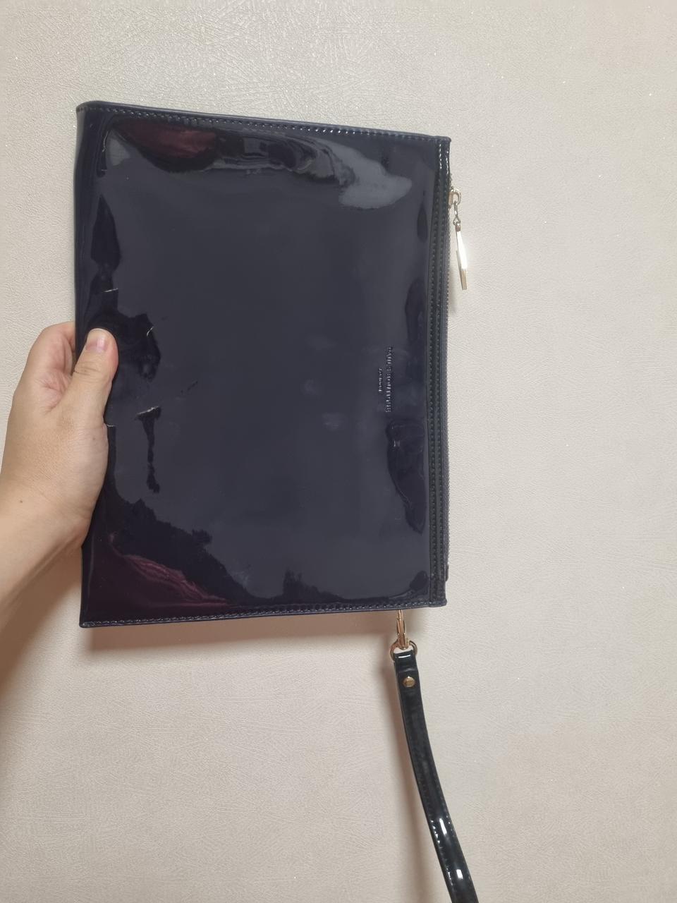 폴스부띠끄 클러치 백 네이비