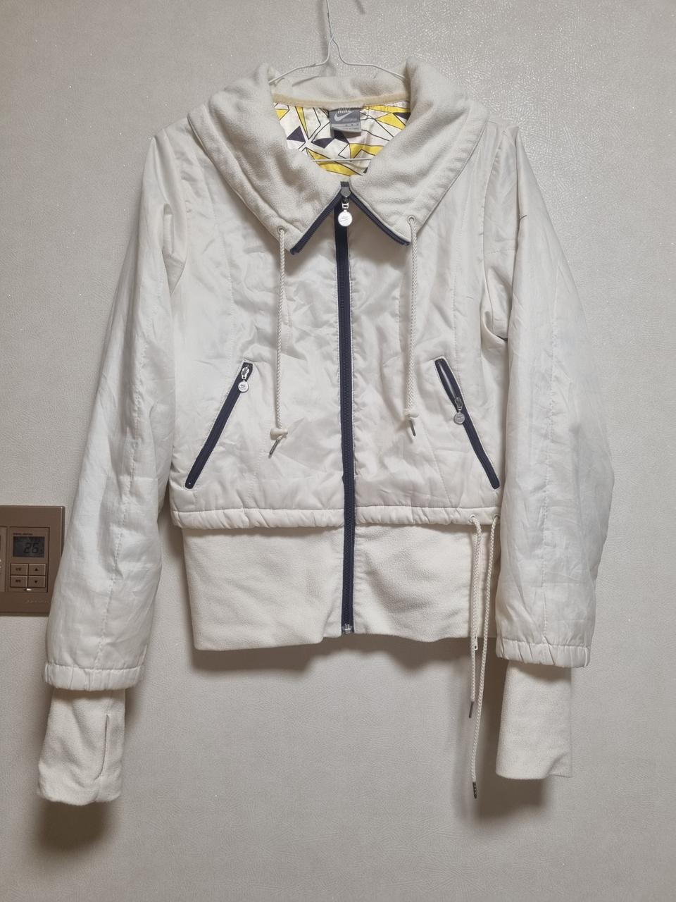 나이키 화이트 패딩 점퍼 90