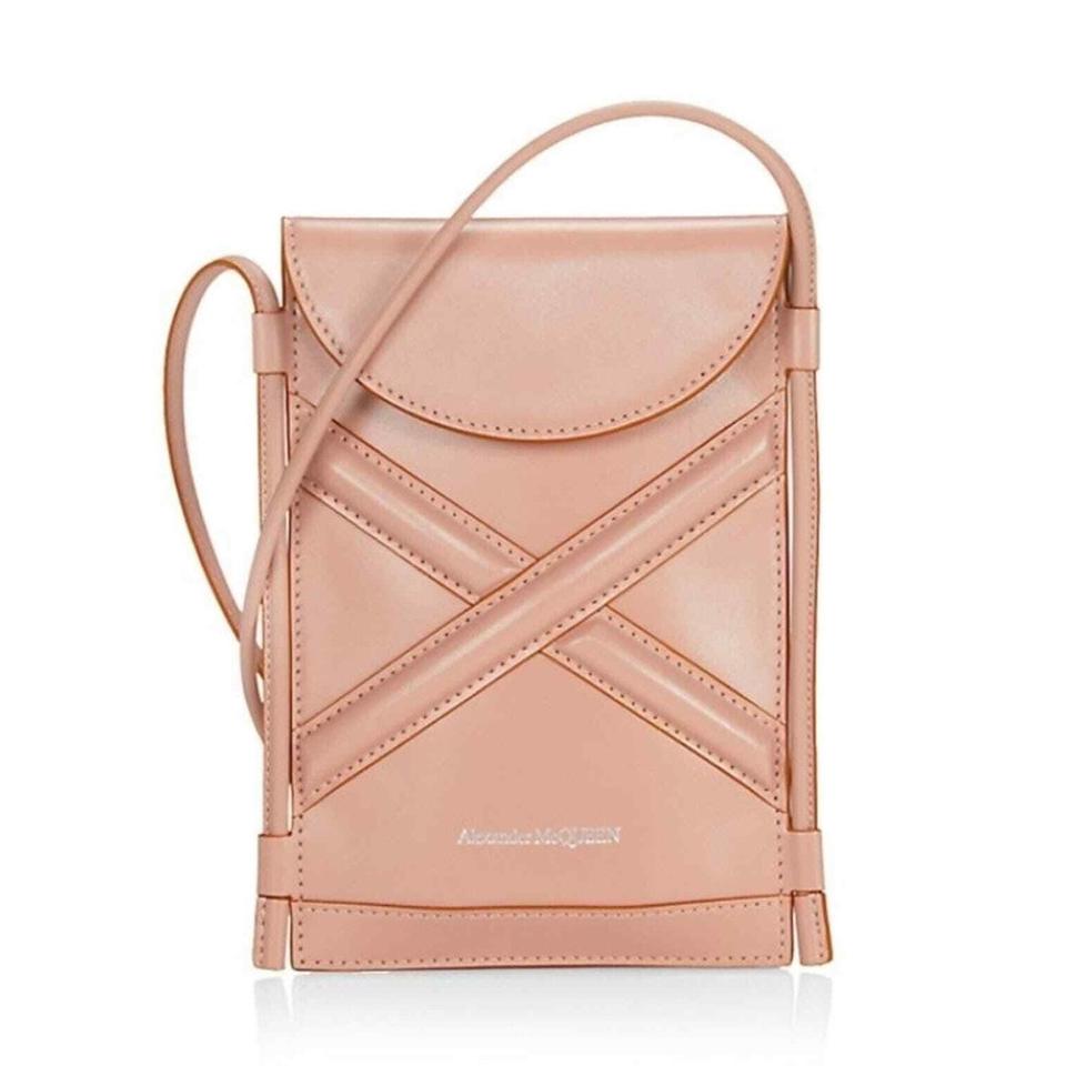 새상품 알렉산더 맥퀸 커브 마이크로백 크로스백 폰백