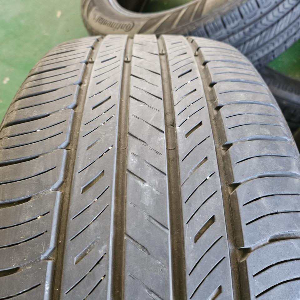 235 55 19 HP71 중고타이어 팝니다