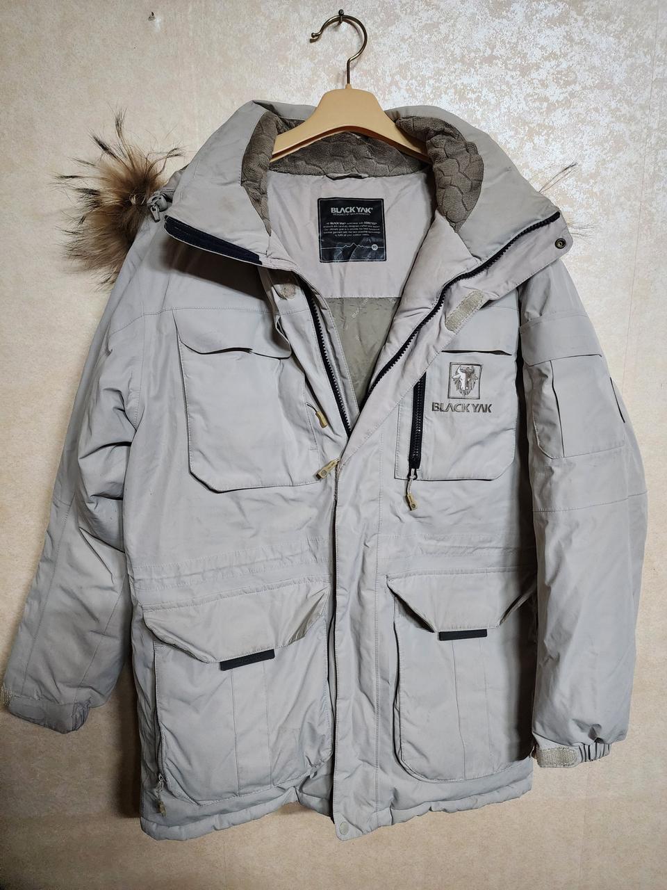 블랙야크구스패딩