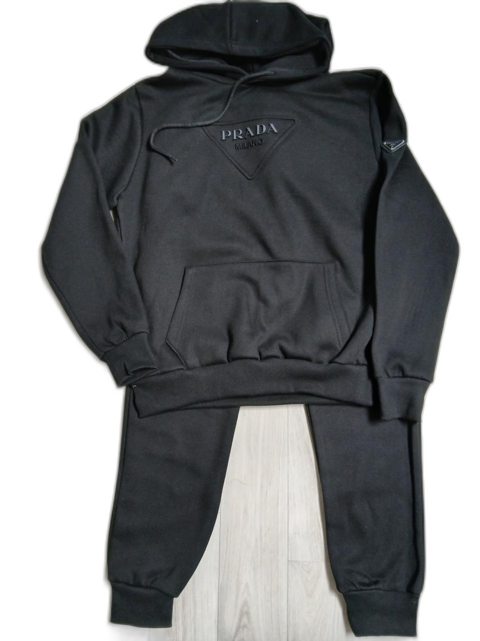 프라다 트레이닝복상하 100