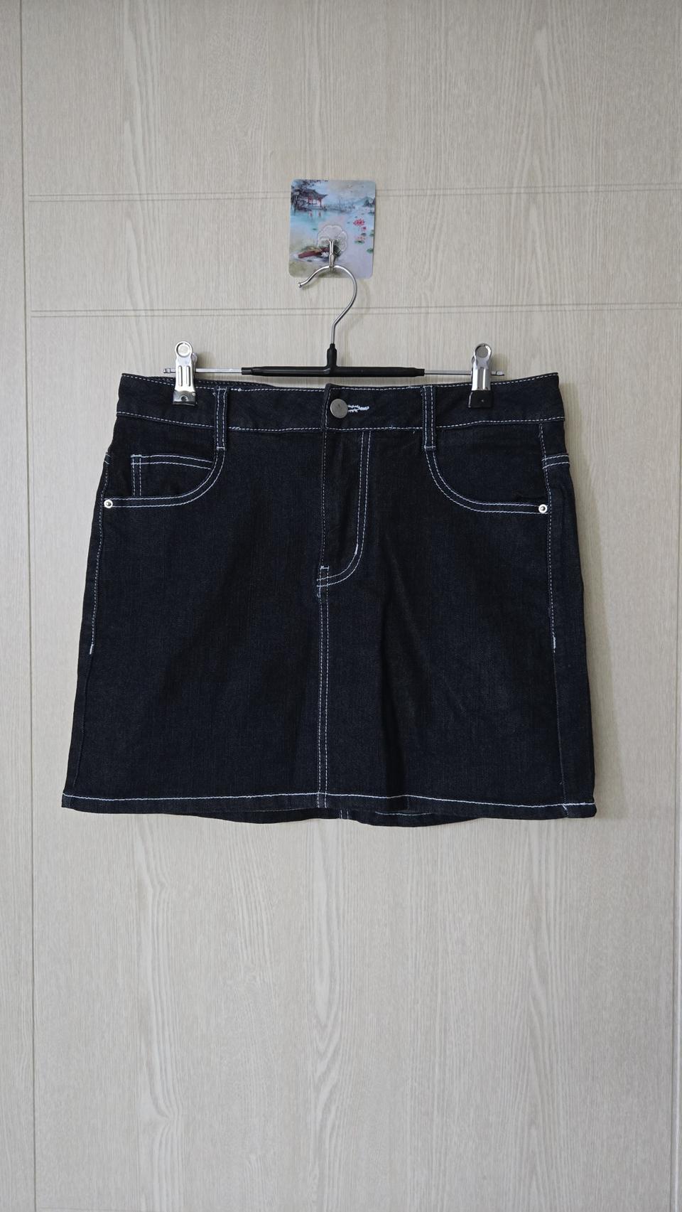 E.VOG'S.E 데님 치마 29 거의새것