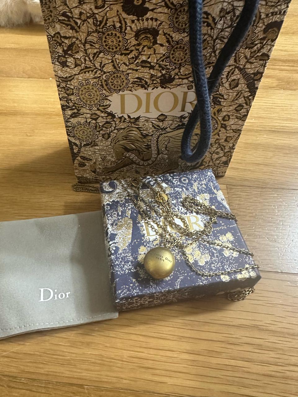 쿨거래만 저가격 디올 엔틱 목걸이 롱