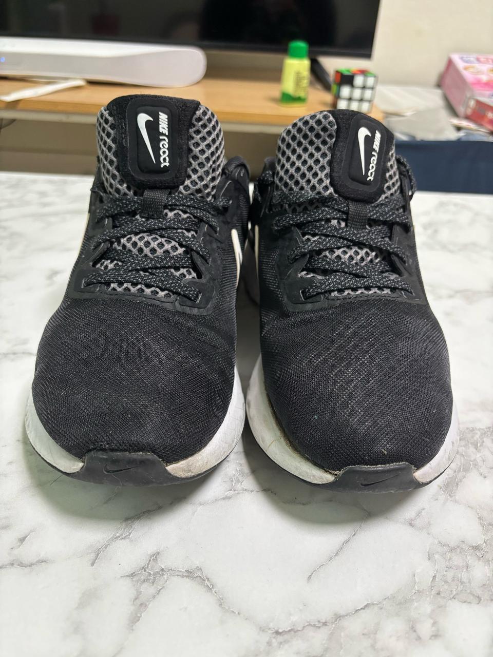 나이키 레전드 260