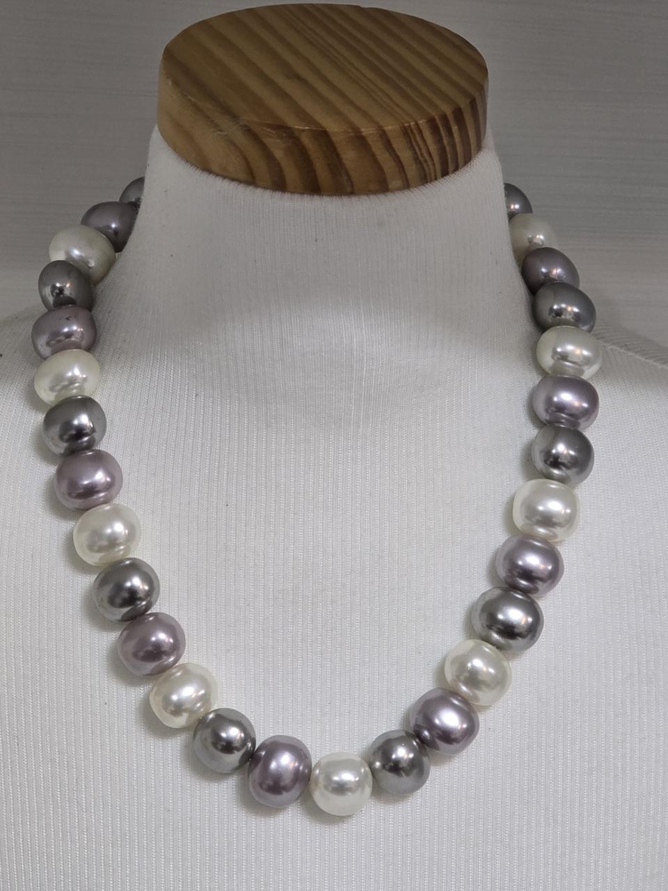 멀티컬러 핵진주 목걸이