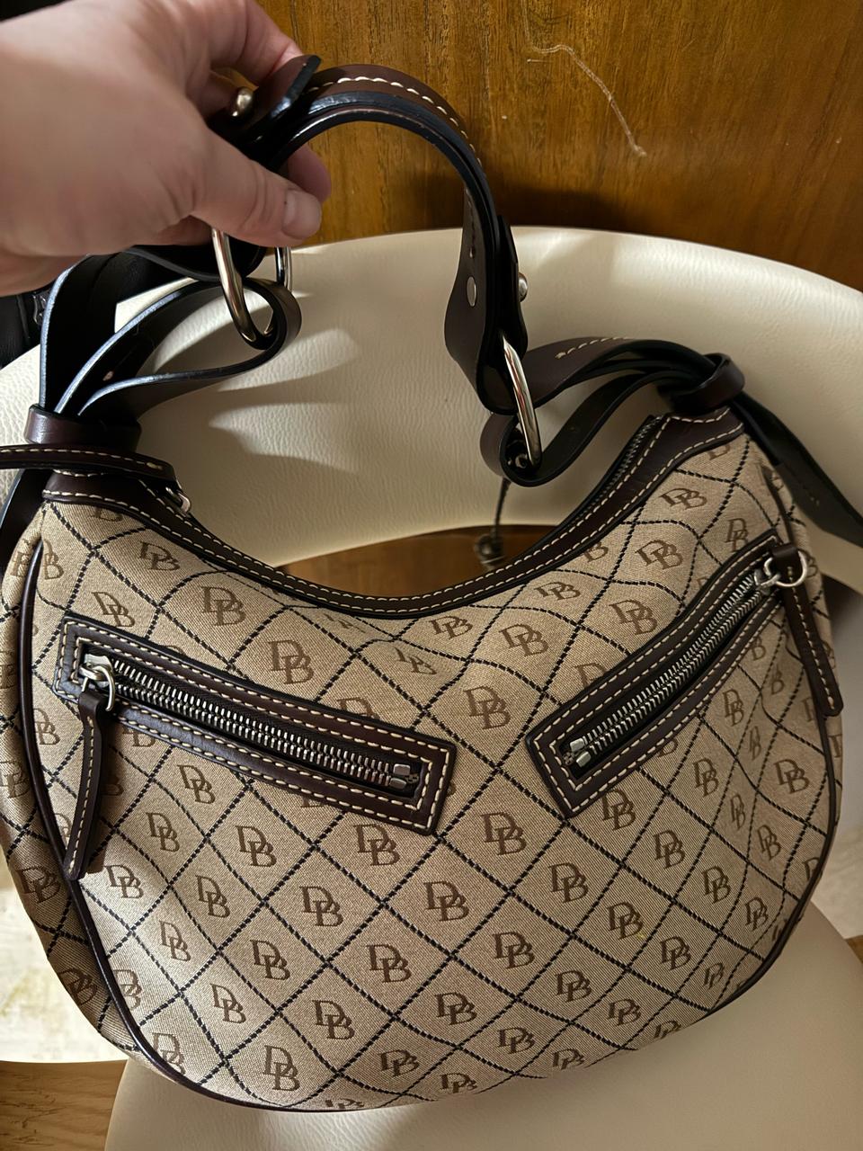 두니앤버크정품숄더가방새거