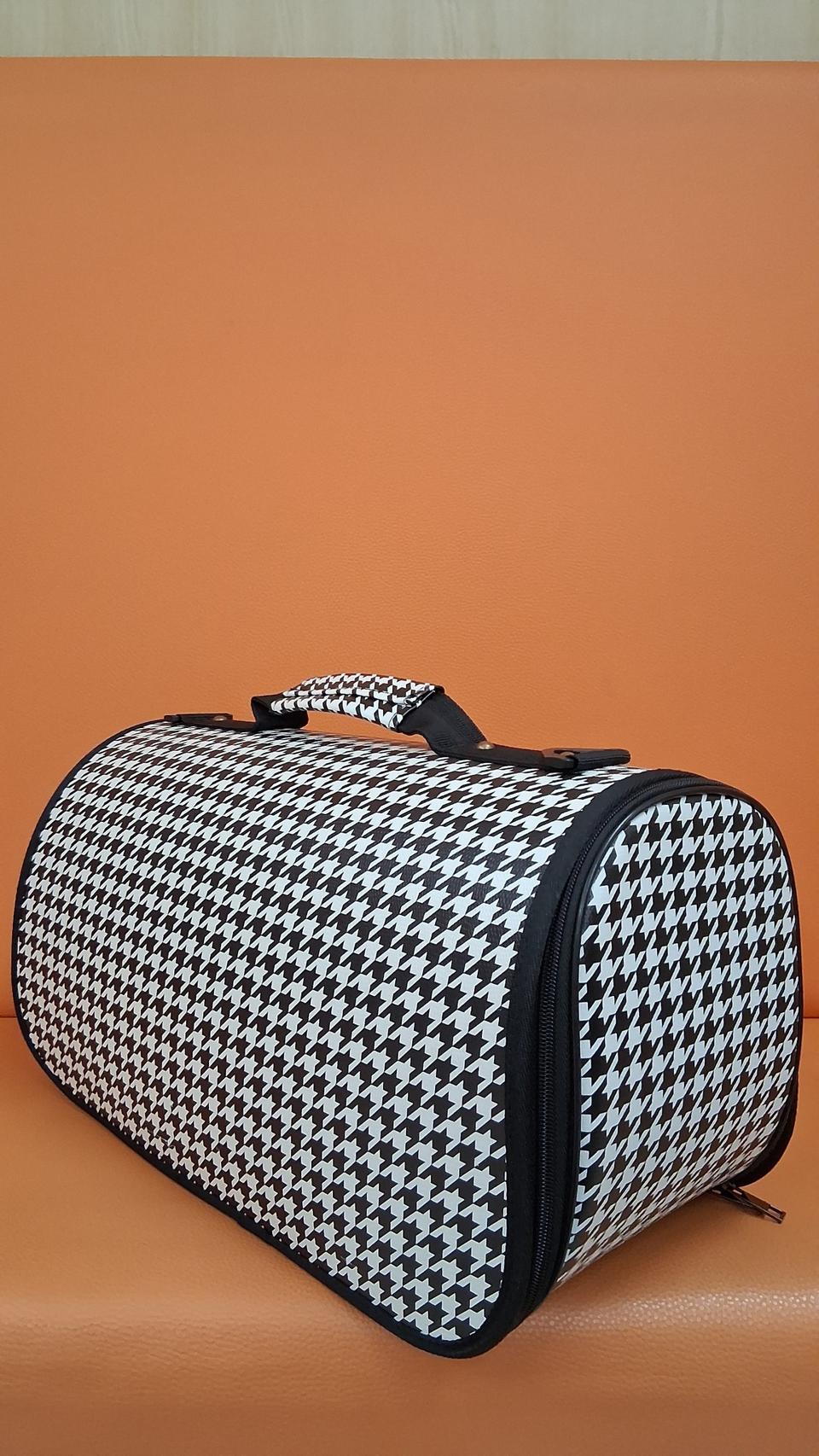 강아지공화국, 반려견 커릴 이동가방(하운드투스 패턴)입니다. 하운드투