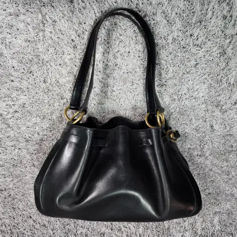 발리 레더 숄더백