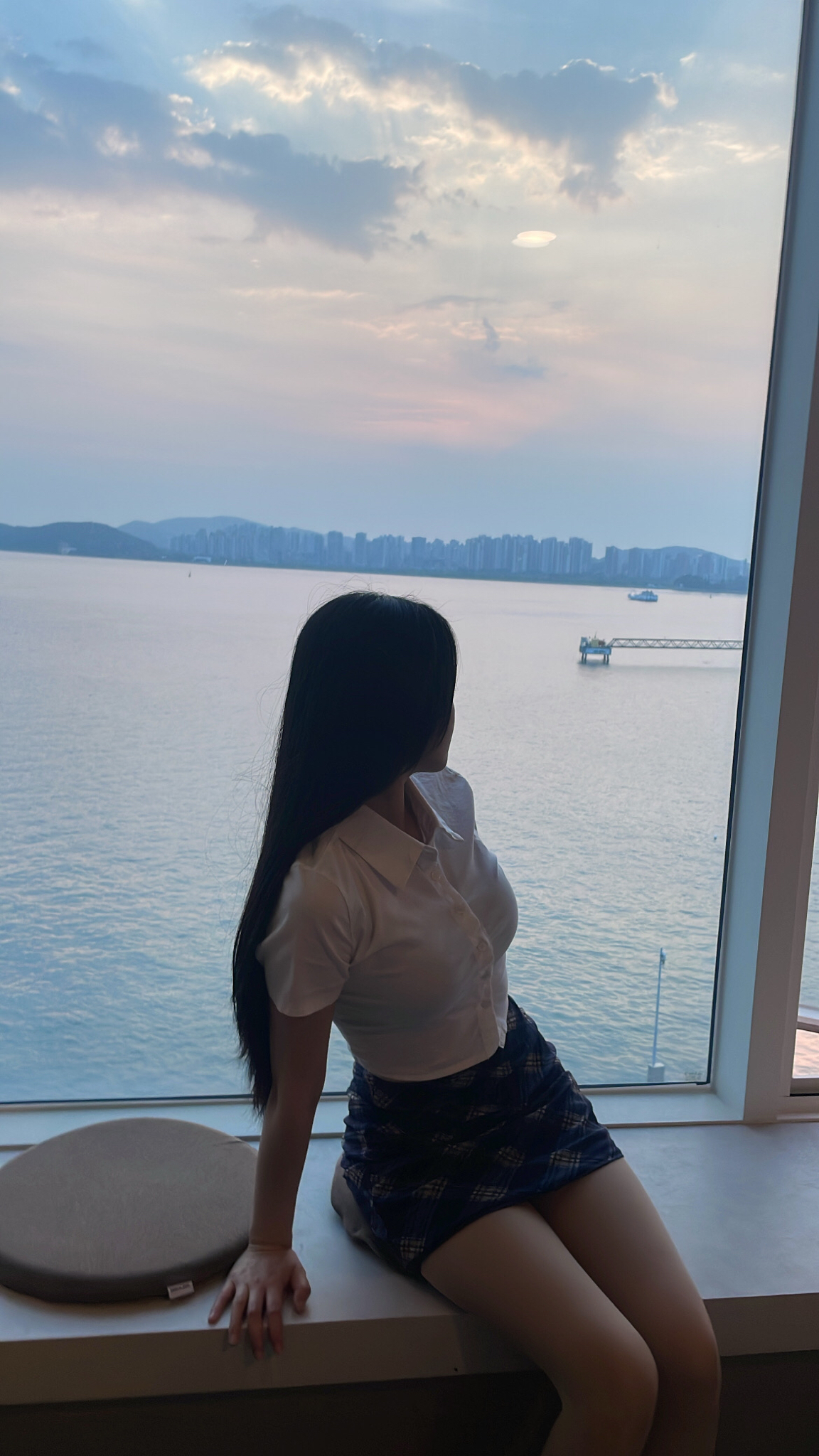 profileImg