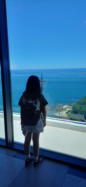 profileImg