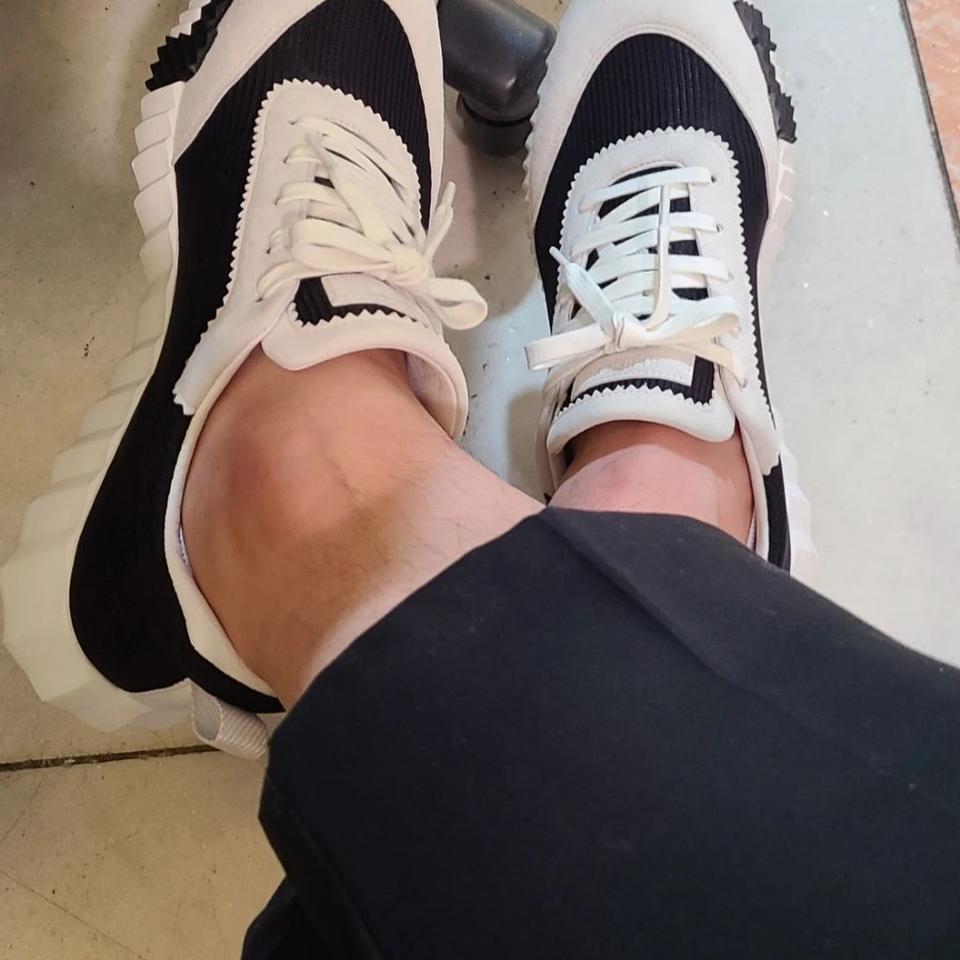 에르메스 바운싱 스니커즈 메쉬 스웨이드 고트스킨 & 누아 블랑