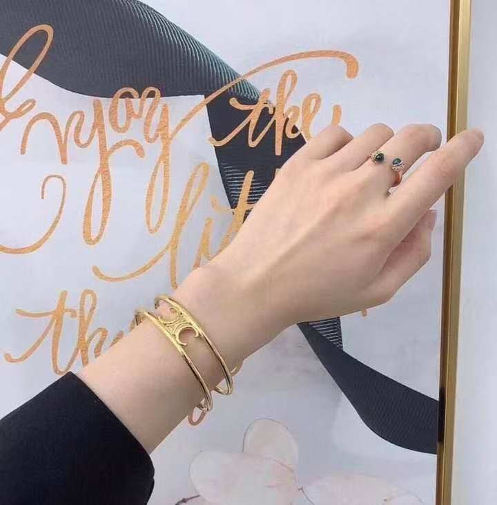 CELINE 셀린느 트리오페 팔찌 풀박스