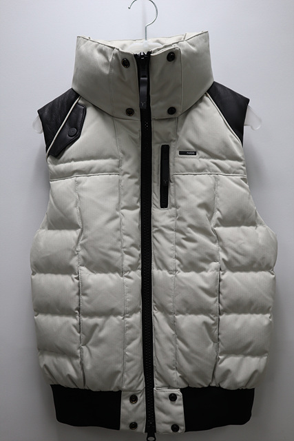 여성 nobis 노비스 미고다운베스트 매장판 학생가능