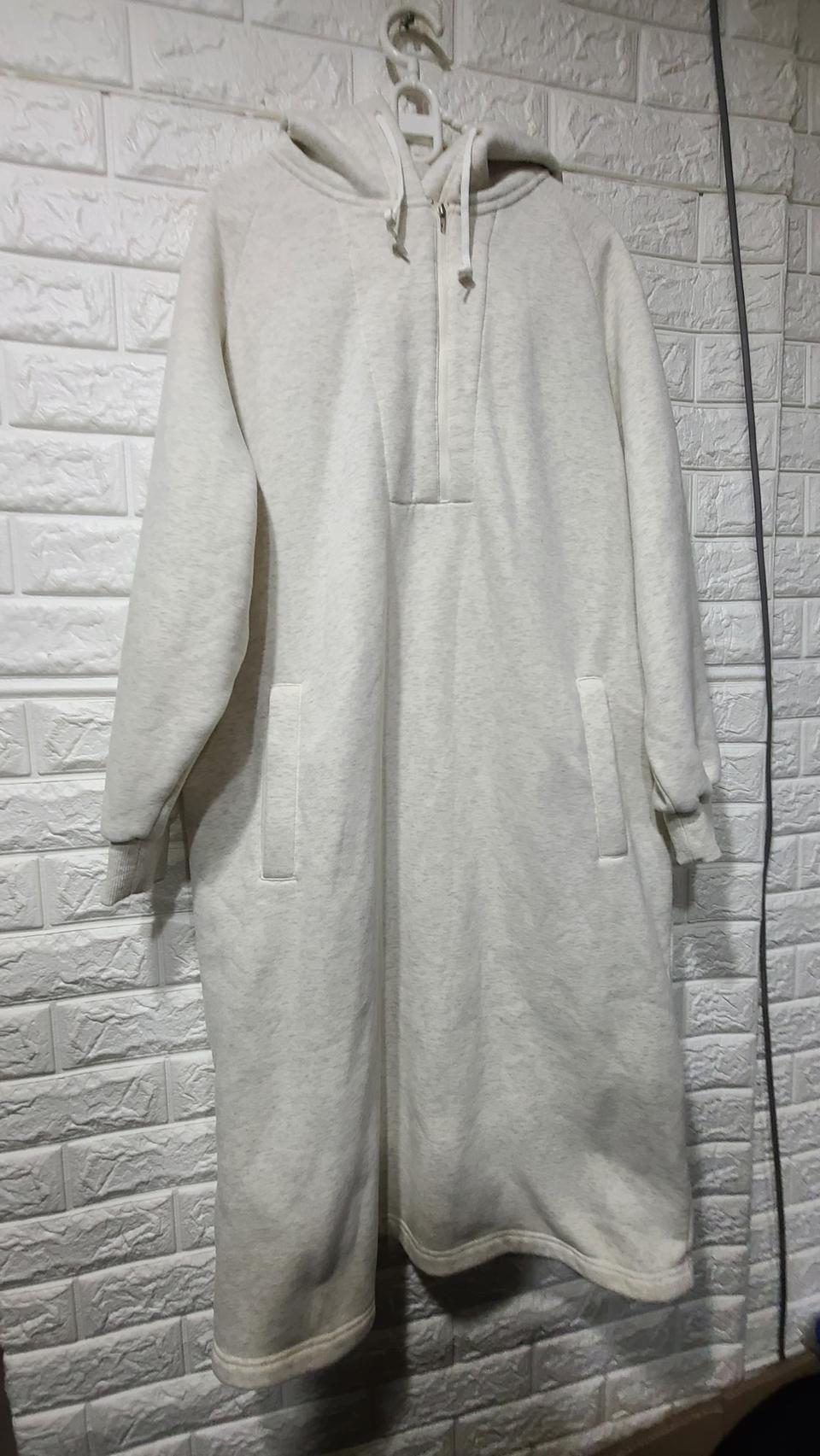 스튜디오 톰보이 후드 롱 원피스