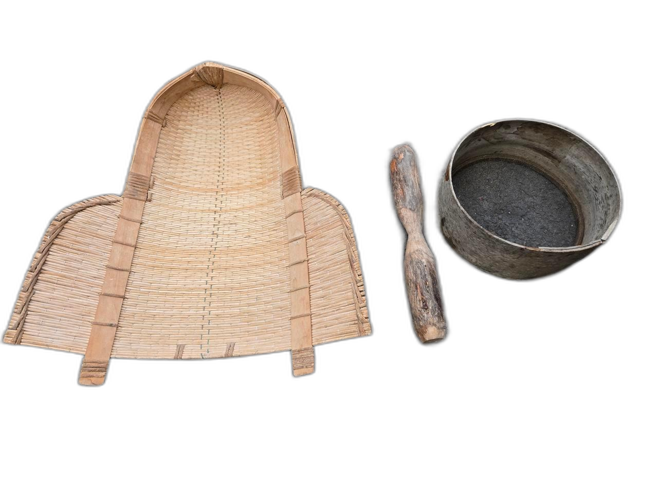 12521. 민속품 3개