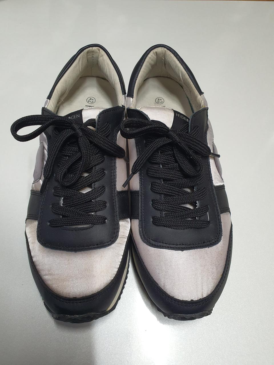 하이드르겐 스니커즈 255