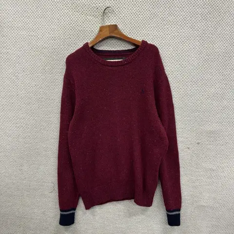 헤지스 캐주얼 자수로고 울 니트 스웨터 105 A03630