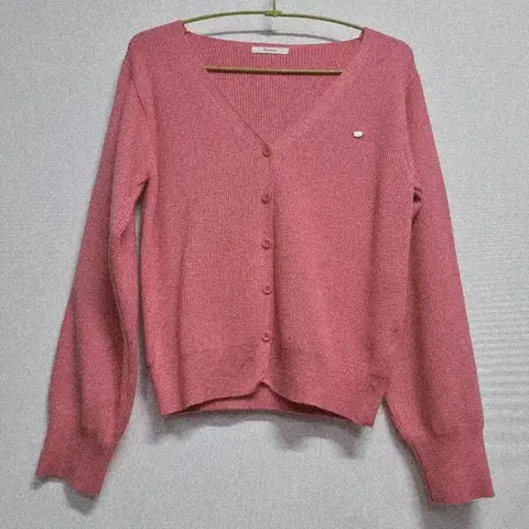 morenne 핑크색 가디건