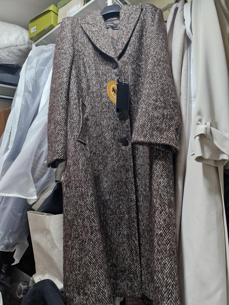 밀라스토리 헤링본 롱코트 66  새상품