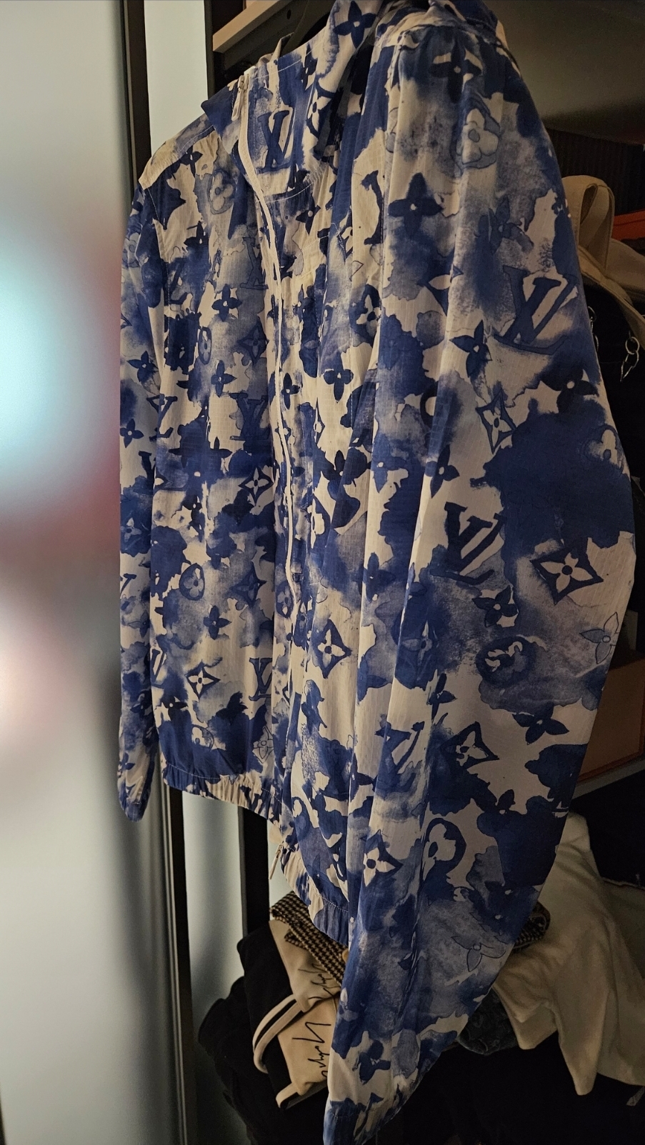 루이비통 워터컬러 윈드브레이커