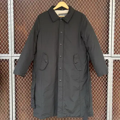 에디바우어 벨티드 카키 양모 롱 패딩 코트 자켓 L