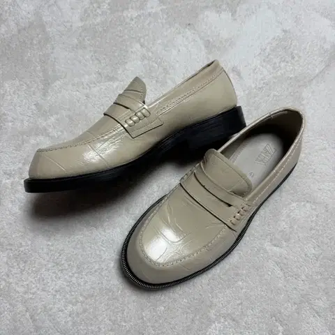 자라 mocasin coco 70'