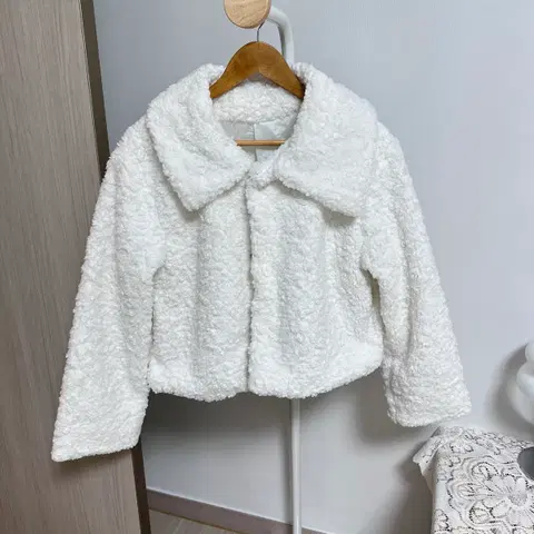 뽀글이자켓 화이트아이보리