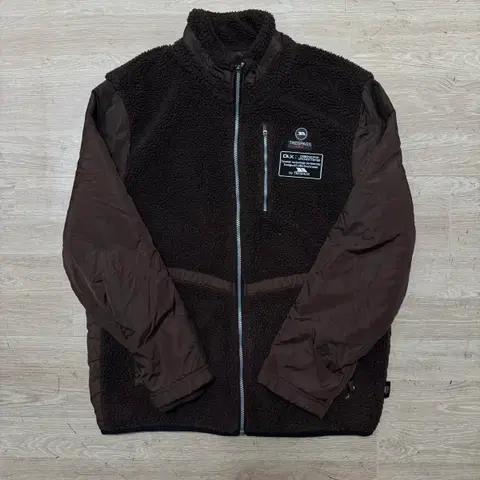 트레스패스 후리스 점퍼