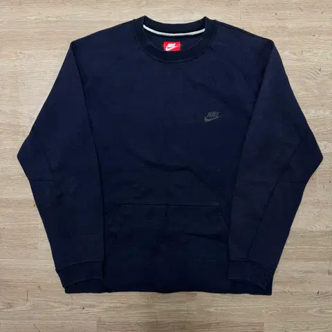 나이키 라운드 맨투맨