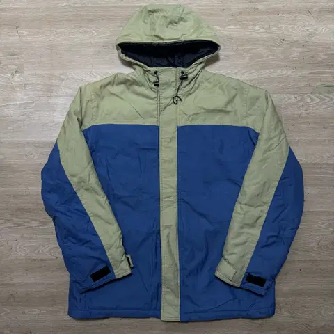 게스 올드스클 후드 패딩 점퍼