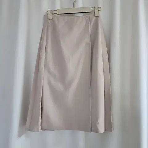 미샤 플레어 랩 스커트