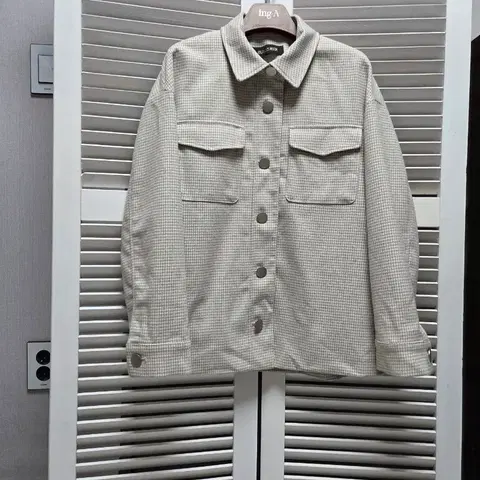 조르쥬레쉬 모혼방 셔츠형 아우터